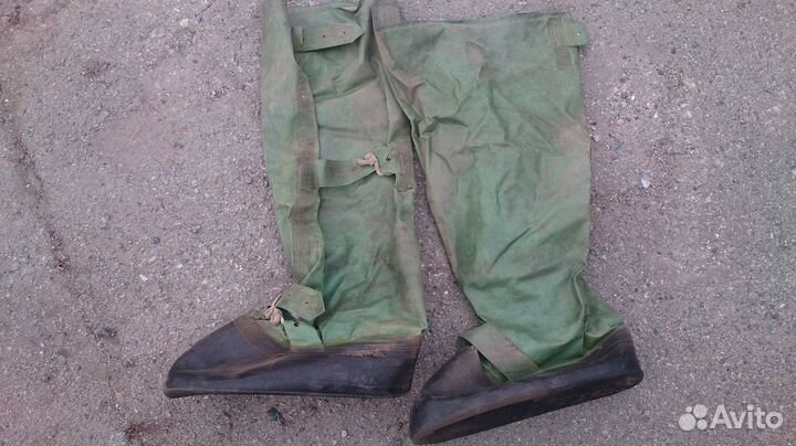 Резиновый костюм и сапоги