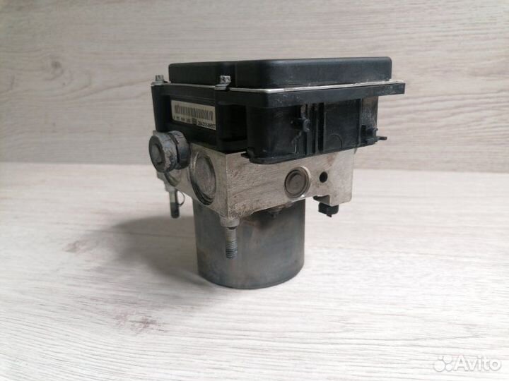 Блок ABS Nissan Primera P12 1.8 QG18DE 2004