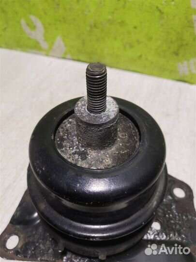 Опора двигателя правая Сеат Ибица 4