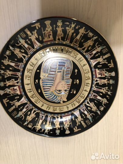 Искусство Тутатхамон тарелка в золоте