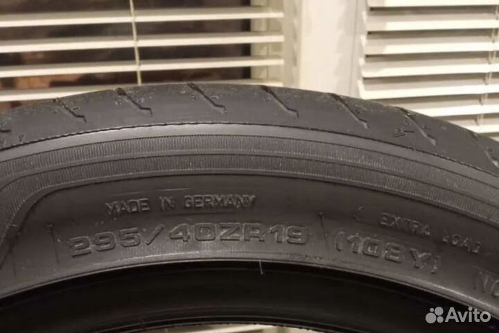 Goodyear Eagle F1 Asymmetric 5 285/45 R19 и 255/50 R19 104W