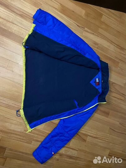 Tommy hilfiger куртка