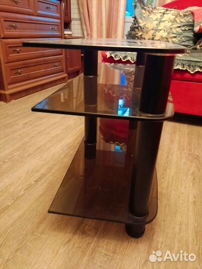 Тумба под телевизор