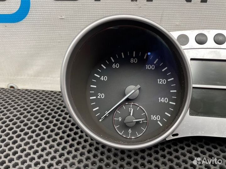 Панель приборов Mercedes-Benz Ml-Class W164