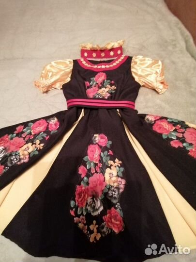 Костюм для танцев русский народный, Ложки