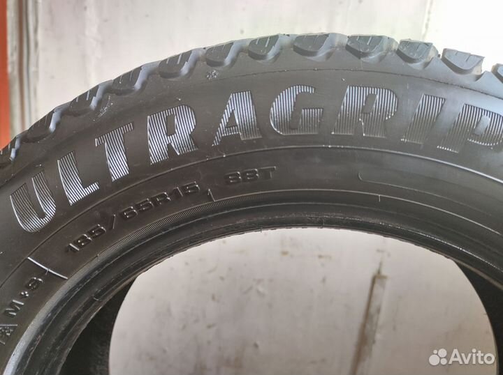 Goodyear Ultragrip Ice Arctic 185/65 R15