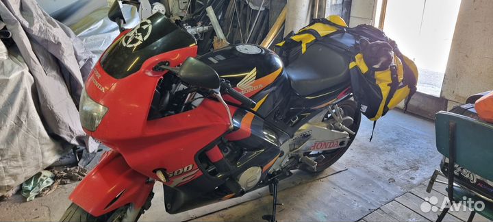 Honda cbr 600 f3