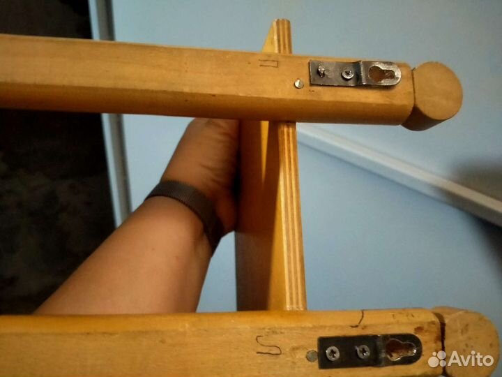 Полочка навесная,дерево