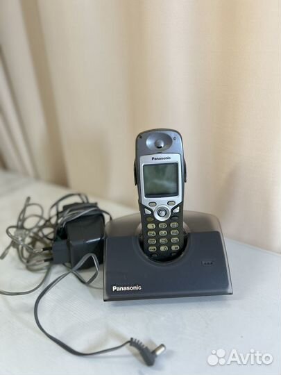 Домашний телефон Panasonic беспроводной