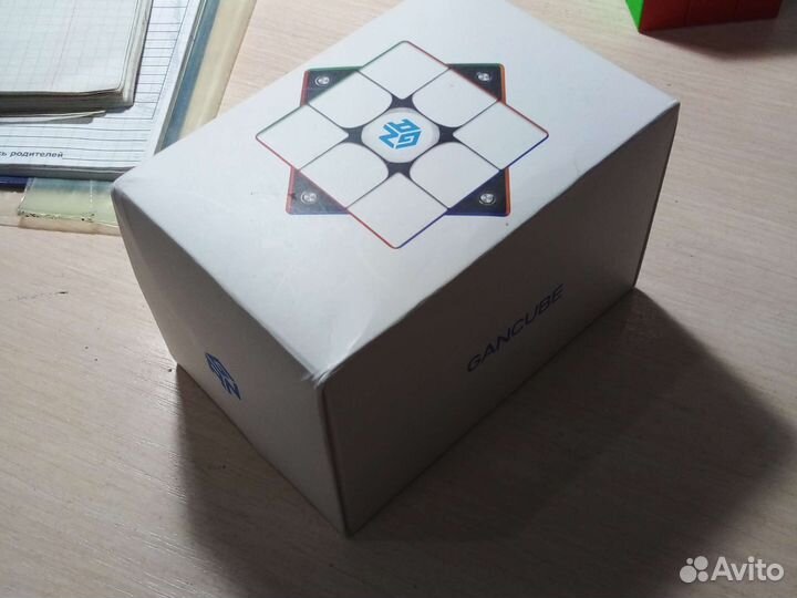 Кубик рубика gan