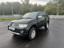 Mitsubishi Pajero Sport 2.5 AT, 2013, 71 000 км, с пробегом, цена 2 300 000 руб.