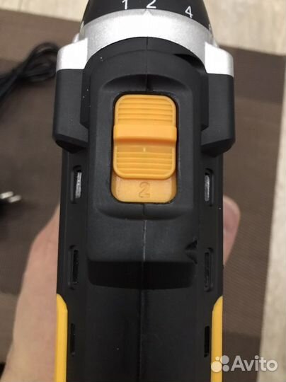 Аккумуляторная дрель шуруповерт
