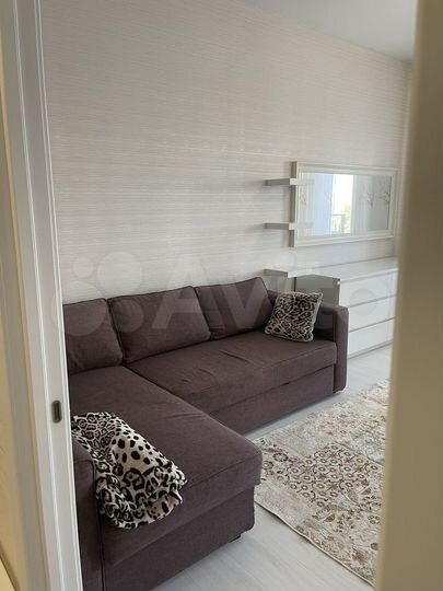 2-к. квартира, 55 м², 3/6 эт.