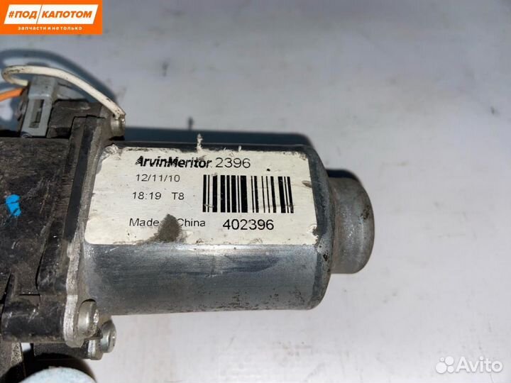 Моторчик стеклоподъемника передний правый Hyundai