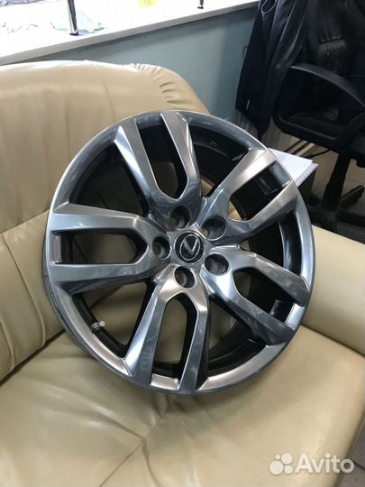 Оригинальные диски lexus NX 18 5*114,3 ET 35 60.1