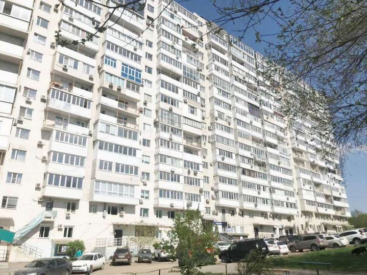 152 м² первая линия у ТЦ Апельсин