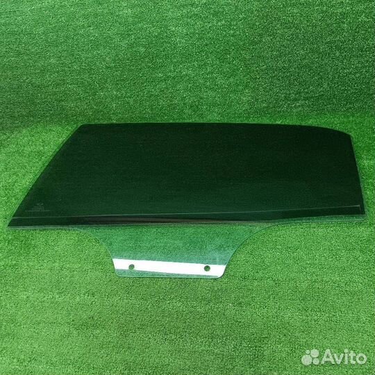 Стекло двери задней левой SsangYong Actyon 2 SUV