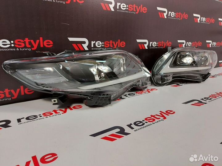 Фары Toyota Corolla 150 2006-2013 D569