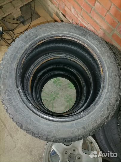 Goodyear Ultragrip 600 205/55 R16