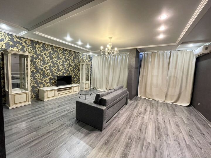 3-к. квартира, 106 м², 3/5 эт.