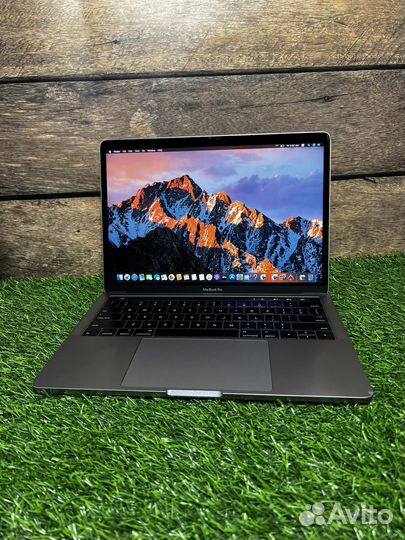 MacBook Pro 13 2017 i7/16/1TB