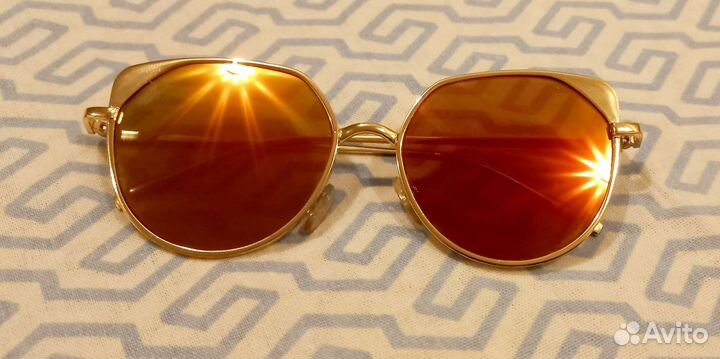 Солнцезащитные очки