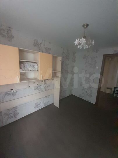 2-к. квартира, 48 м², 4/4 эт.