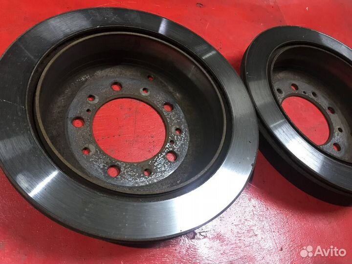 Диски тормозные задние Toyota Land Cruiser 200