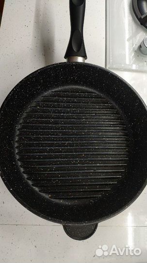 Сковорода гриль 28см