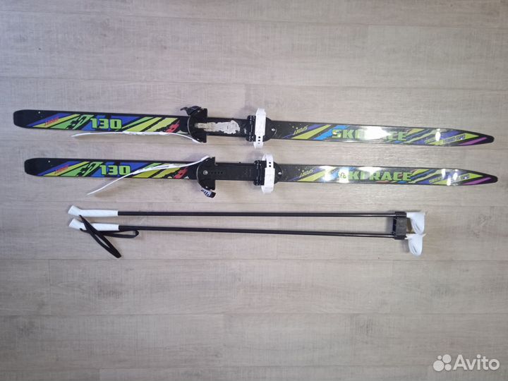 Лыжи беговые детские 130см