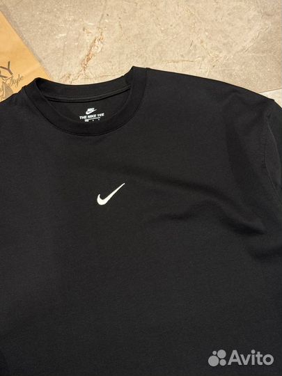 Футболка Nike Хит 2025