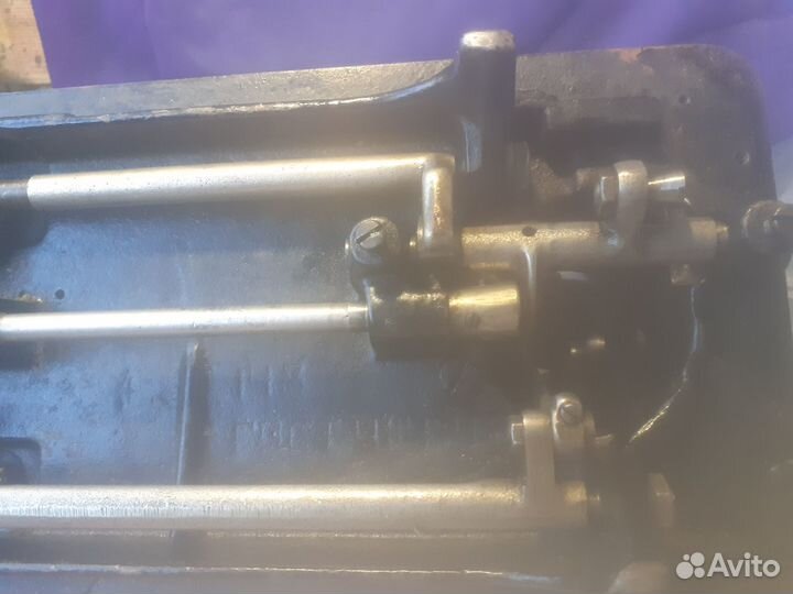 Две швейные машинки Подольск 2м