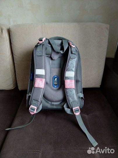 Портфель школьный