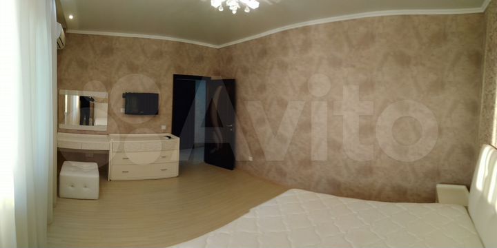 3-к. квартира, 95 м², 6/16 эт.