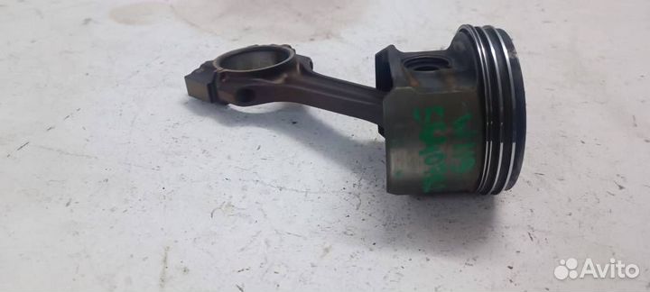 Поршень с шатуном Мерседес