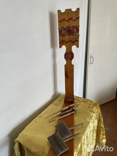 Прялка деревянная, веретено, чески ддя шерсти