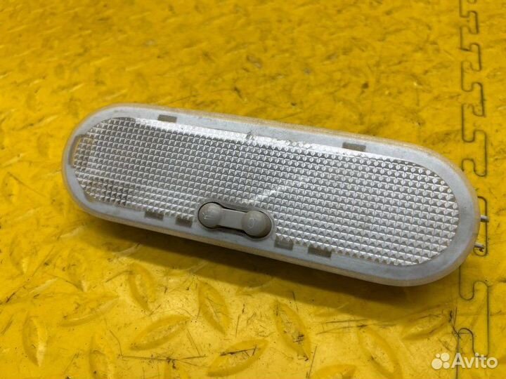 Плафон освещения салона Renault Duster полный