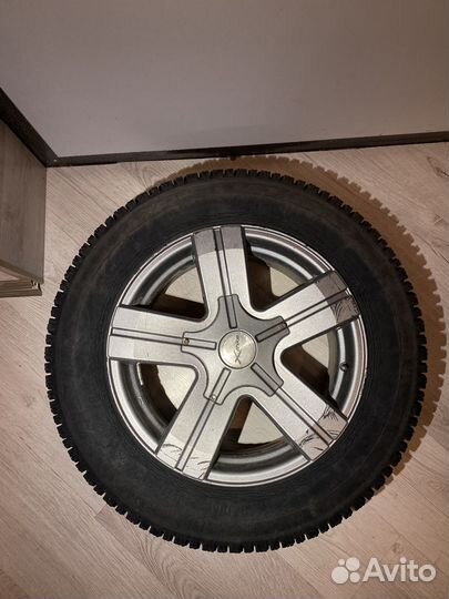 Колеса в сборе r16 всесезонные 5х139.7