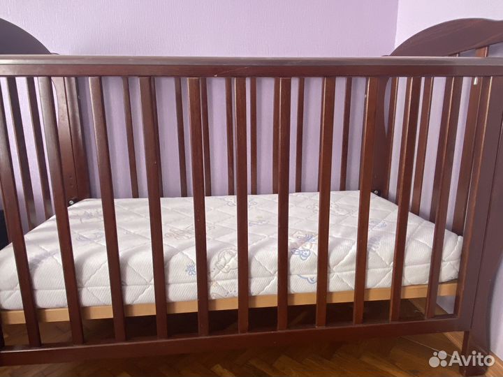 Детская кровать с матрасом