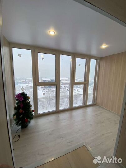 Остекление и отделка балконов, Окна из пвх и AL