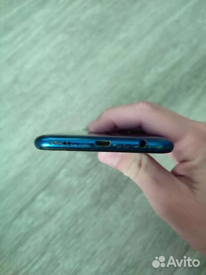 Мобильные телефоны бу android Huawei Smart 2019