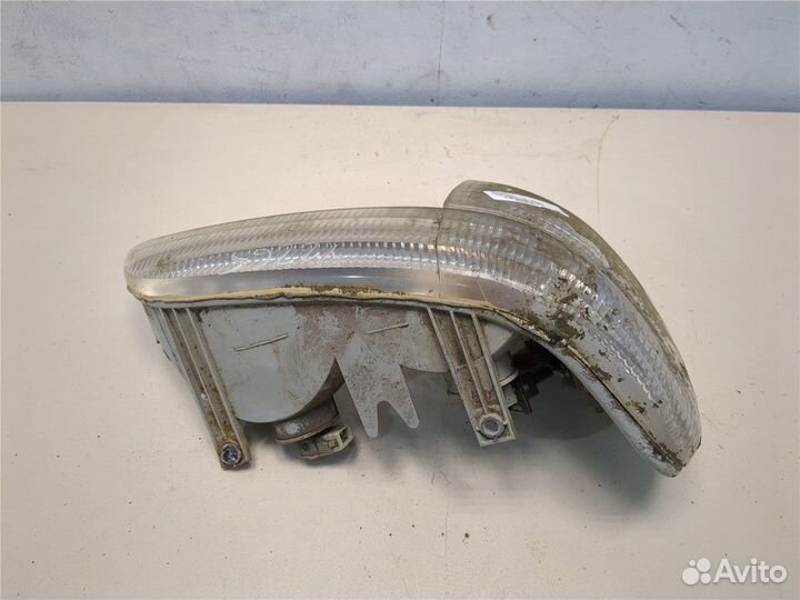 Поворот Ford Explorer, 2000