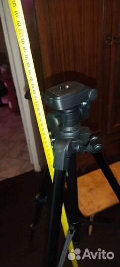 Штатив для фотоаппарата