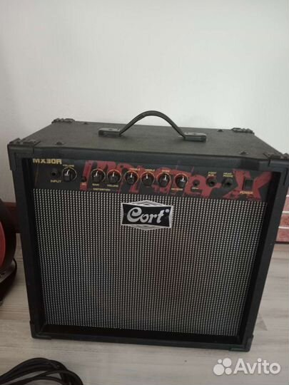 Электро гитара с комбиком