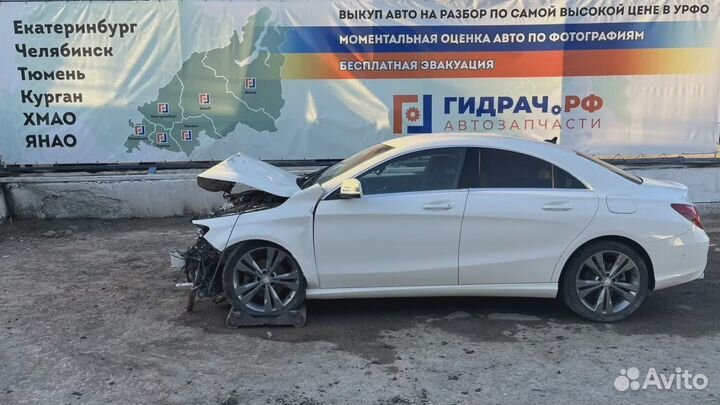 Фонарь подсветки номера Mercedes-Benz CLA 200 (C117) 2218200856