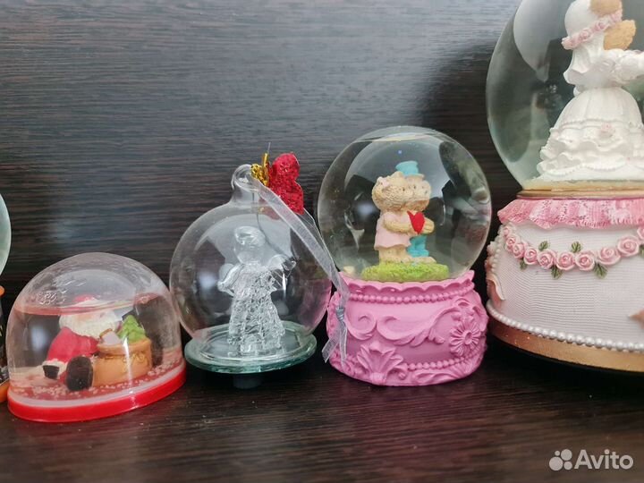 Подарочные шары с водой (за все)