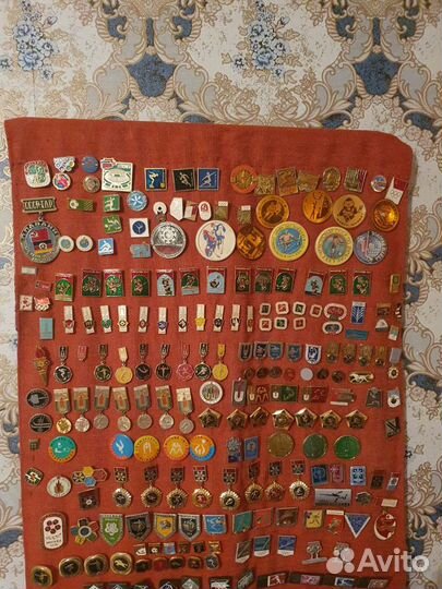 Коллекция значков СССР