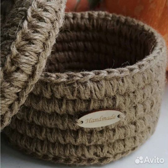 Джутовая корзинка с крышкой