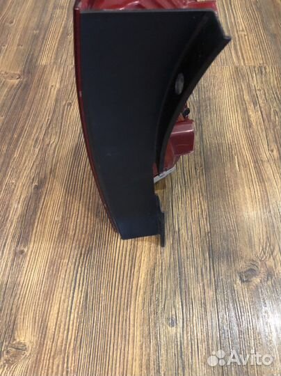 Задний левый фонарь kia sportage 2