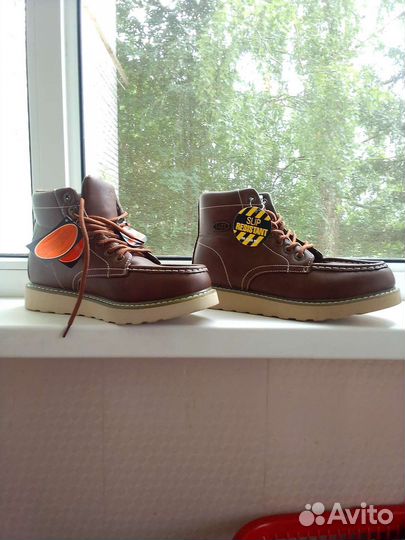 Ботинки новые